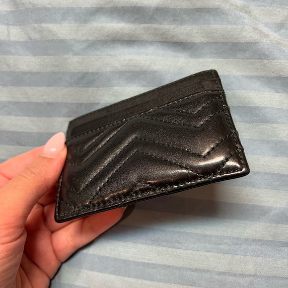 Gucci Marmont Card Holder - Picture 3 of 8